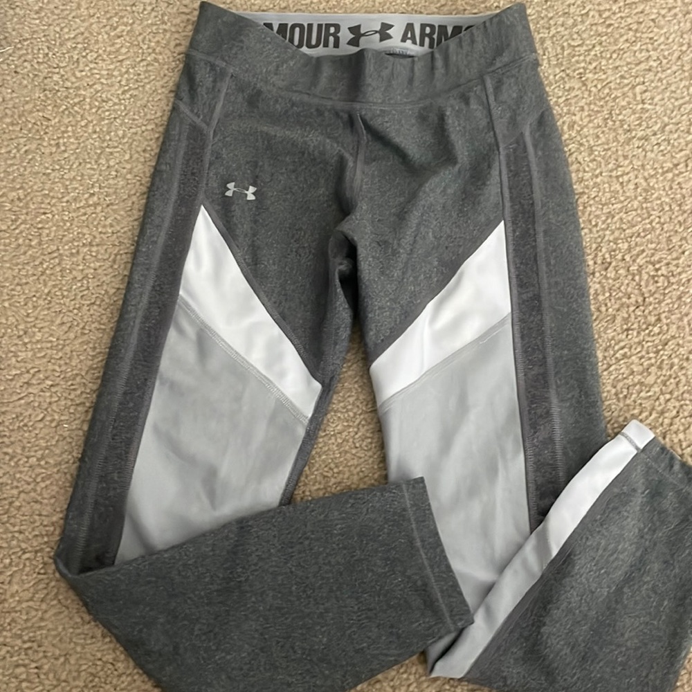 Under armor work out pants size small